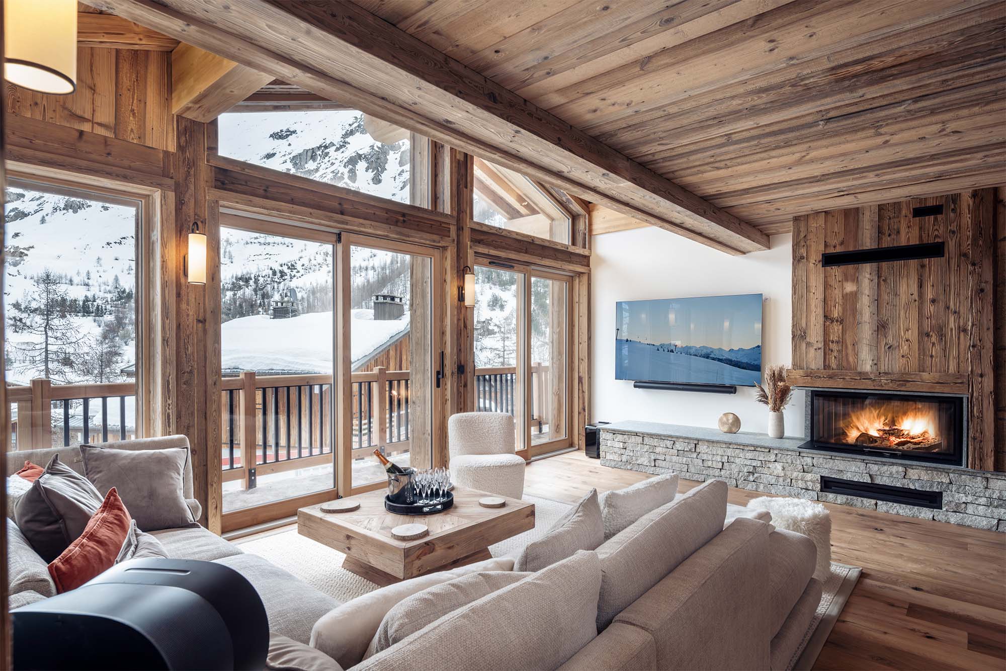Living room in Chalet Arda in Val d'Isere Ski France Premium Chalets